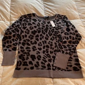 NWT NY&Co grey and black leopard batwing sweater size Large